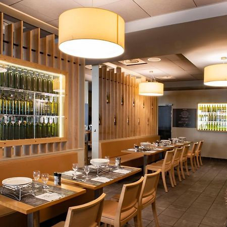 图尔中央车站宜必思酒店 外观 照片